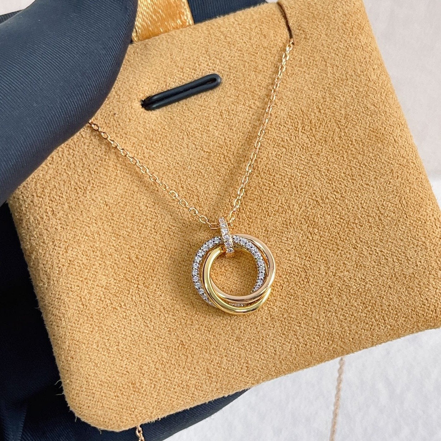 [Triumph Jewelry]TRINITY NECKLACE SILVER GOLD PINK GOLD DIAMONDS