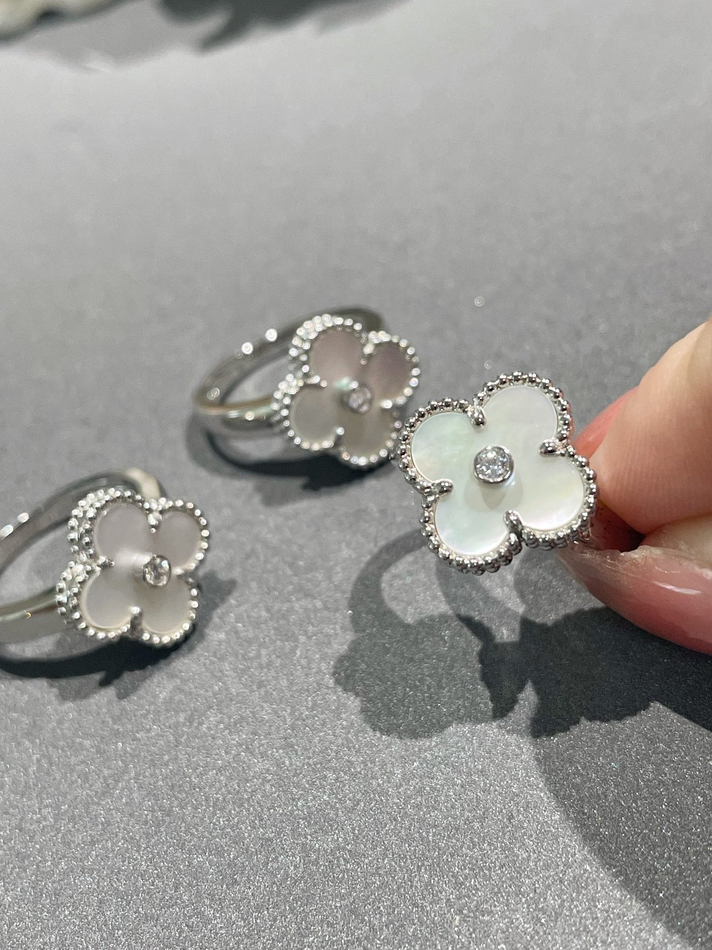[Triumph Jewelry]CLOVER SILVER MOP DIAMOND RING
