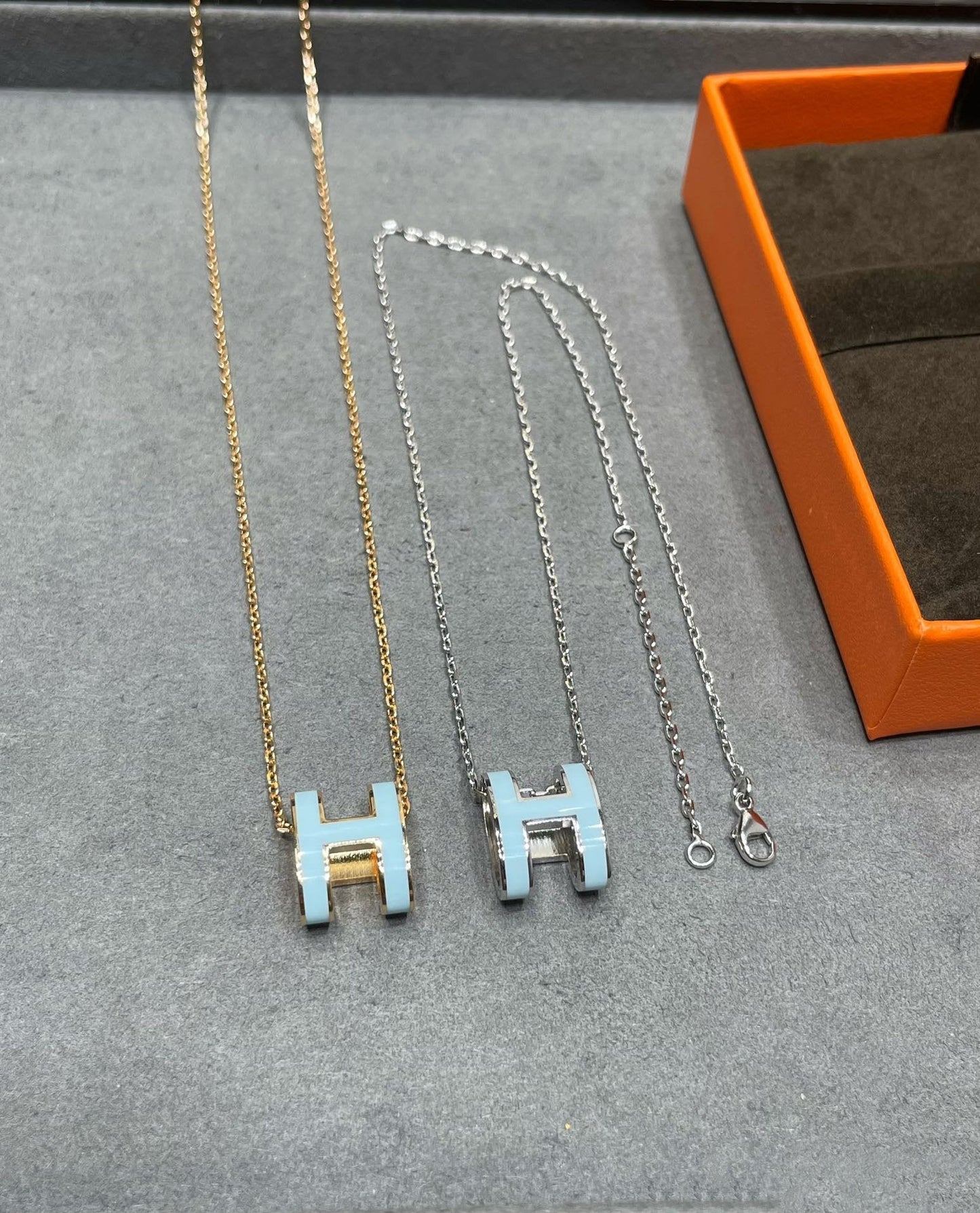 [Triumph Jewelry]POP H SKY BLUE NECKLACE