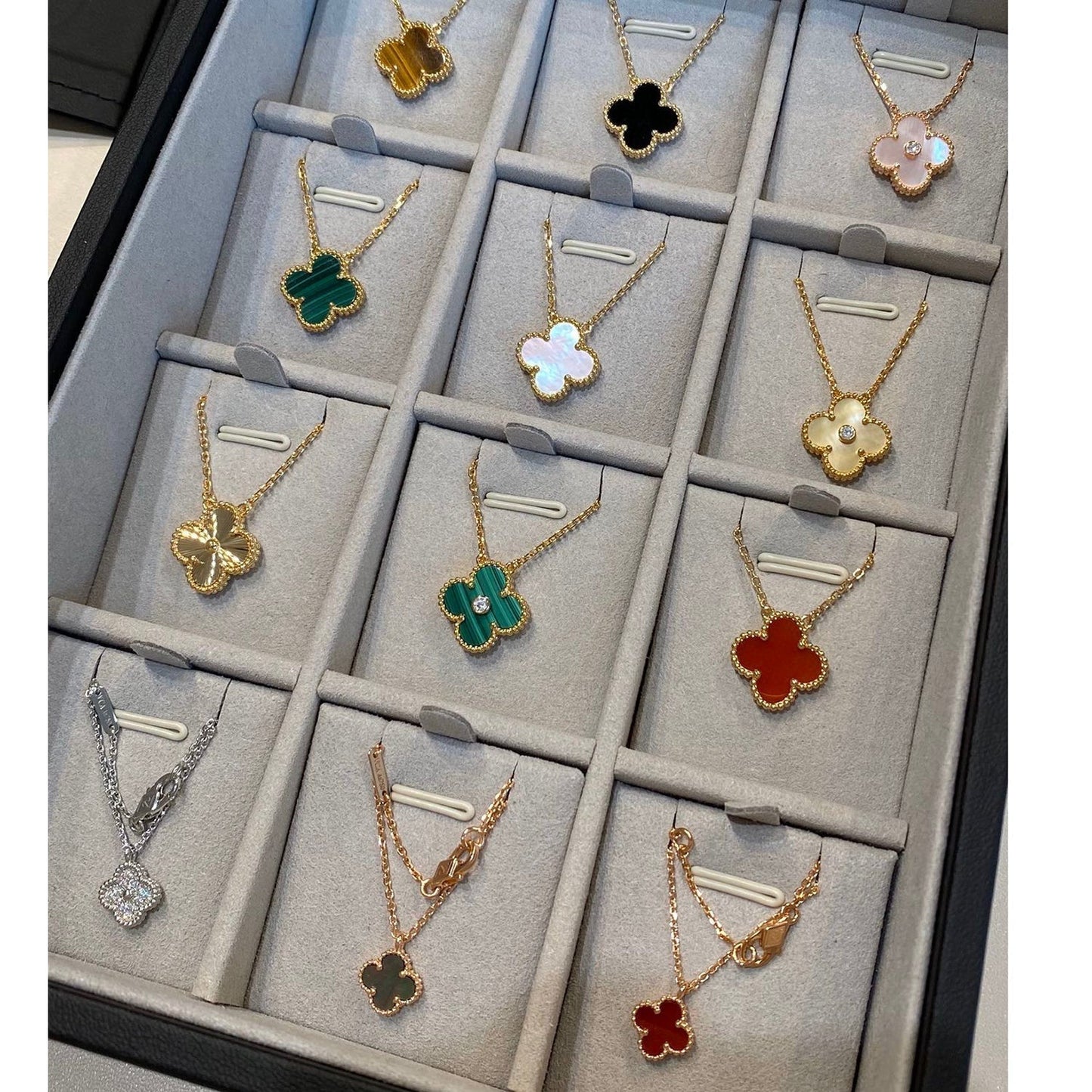[Triumph Jewelry]CLOVER 15MM MALACHITE SINGLE FLOWER  NECKLACE