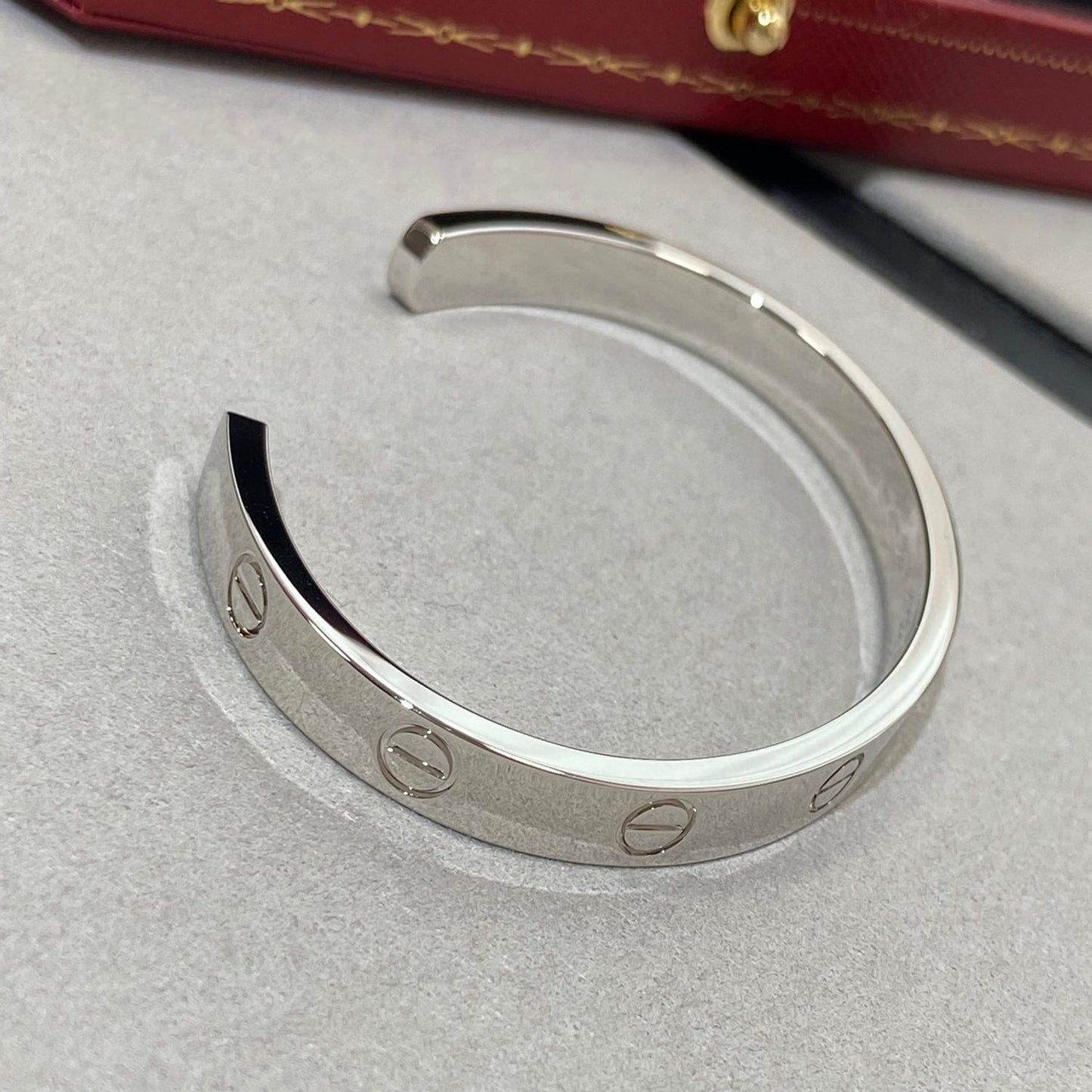 [Triumph Jewelry]LOVE BRACELET 6.1MM 1 DIAMOND OPEN CUFF
