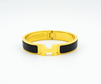 [Triumph Jewelry]H BLACK BRACELET