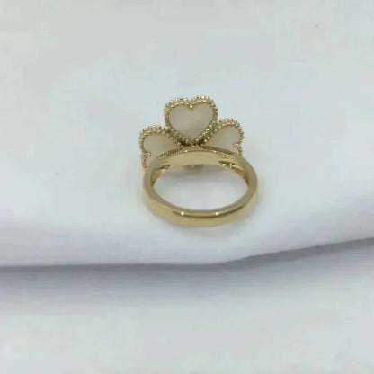 [Triumph Jewelry]SWEET CLOVER WHITE MOP RING