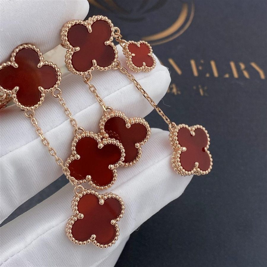 [Triumph Jewelry]CLOVER EARRINGS CARNELIAN 4 MOTIFS PINK GOLD