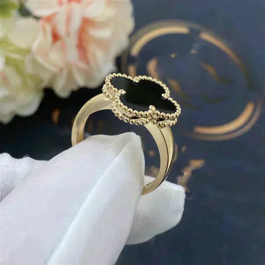 [Triumph Jewelry]CLOVER ONYX RING